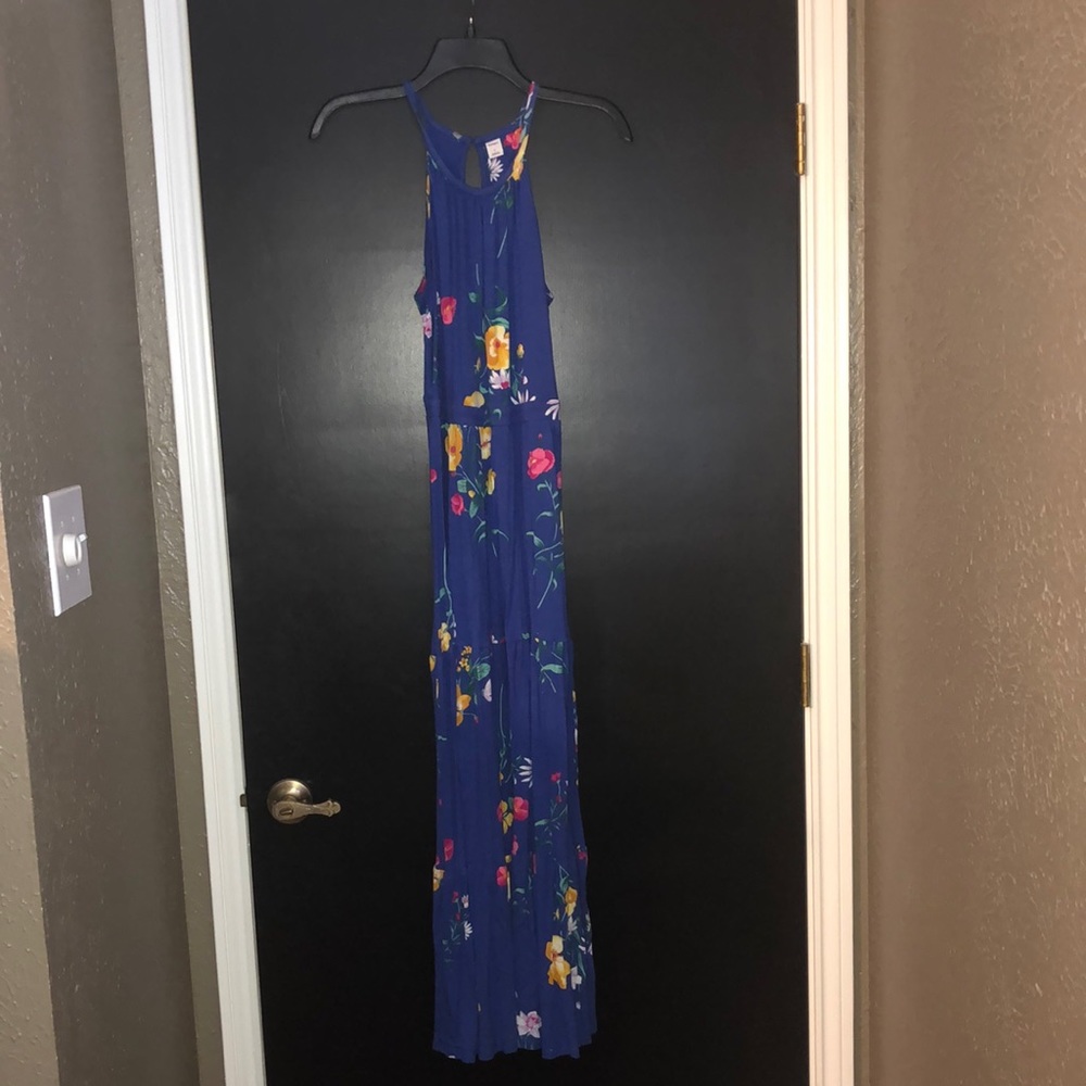 🌼 4 for $15 🌼 
Good used condition. Old navy maxi cotton dress size small.